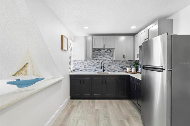 1824 LAKE STREET, Oviedo, FL 32765