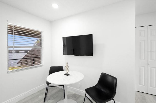 1824 LAKE STREET, Oviedo, FL 32765