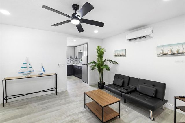 1824 LAKE STREET, Oviedo, FL 32765