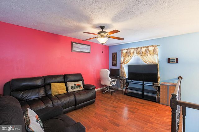 8076 CATHERINE AVENUE, Pasadena, MD 21122