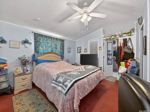 953 Forest Oaks Dr, Somerset, TX 78069