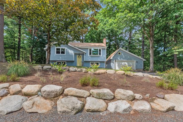 3 Jason Cir, North Attleboro, MA 02760