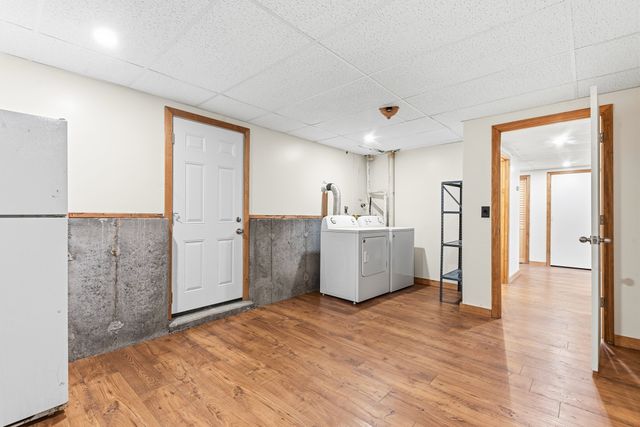 3 Jason Cir, North Attleboro, MA 02760