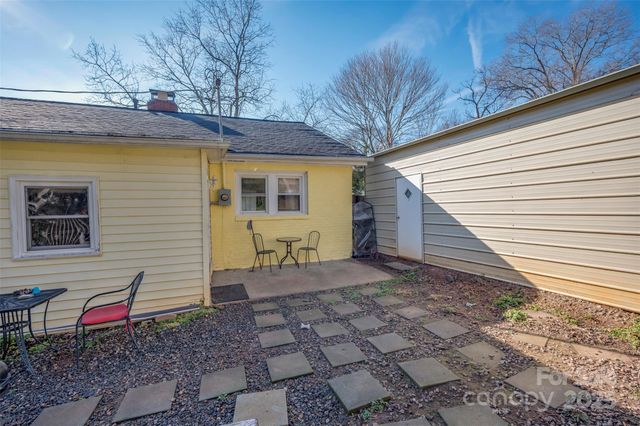 205 Bentwood Drive, Forest City, NC 28043