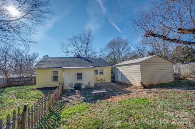 205 Bentwood Drive, Forest City, NC 28043