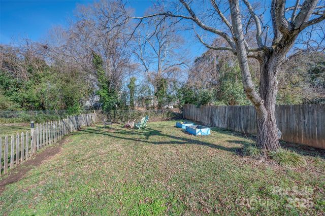 205 Bentwood Drive, Forest City, NC 28043