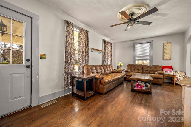 205 Bentwood Drive, Forest City, NC 28043