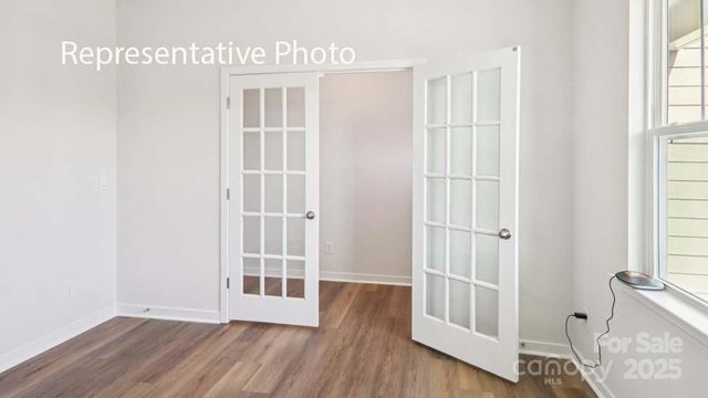 572 Dazzle Loop, Newton, NC 28658