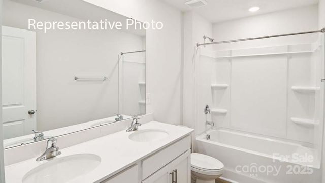 572 Dazzle Loop, Newton, NC 28658