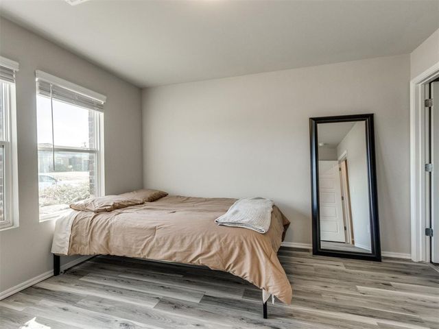 10421 NW 24th Terrace, Yukon, OK 73099