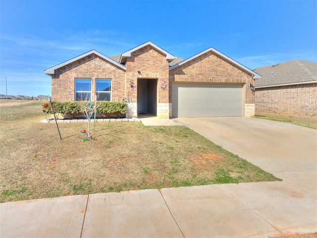 10421 NW 24th Terrace, Yukon, OK 73099