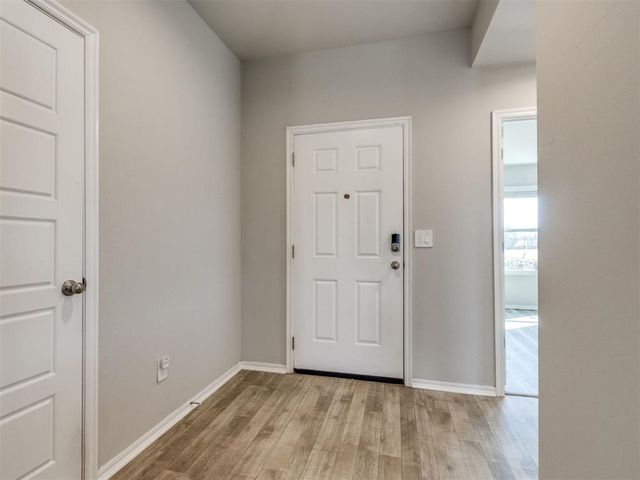 10421 NW 24th Terrace, Yukon, OK 73099