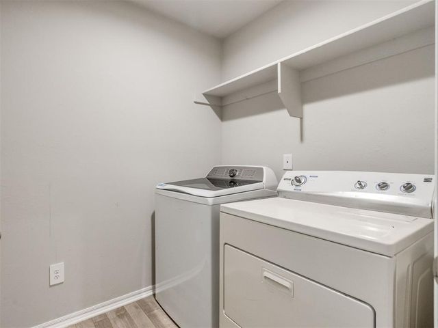 10421 NW 24th Terrace, Yukon, OK 73099