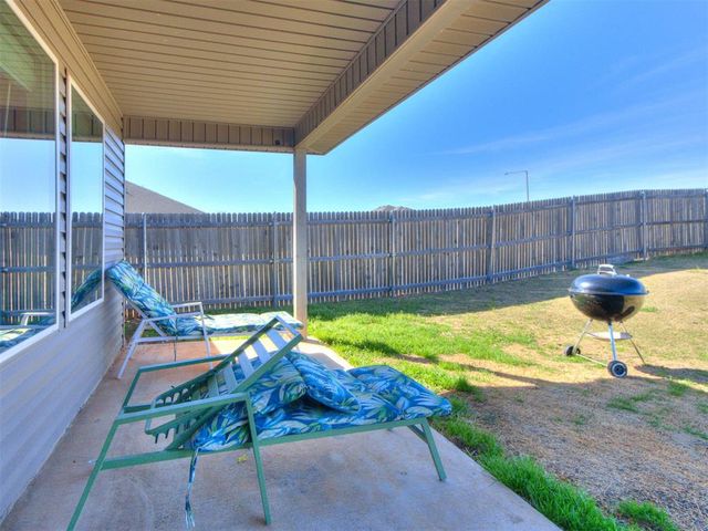 10421 NW 24th Terrace, Yukon, OK 73099