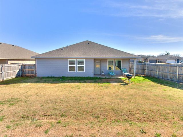 10421 NW 24th Terrace, Yukon, OK 73099