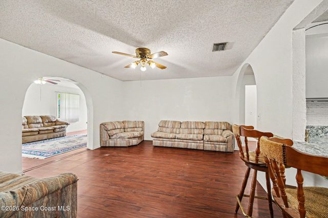 353 Krefeld Road NW, Palm Bay, FL 32907