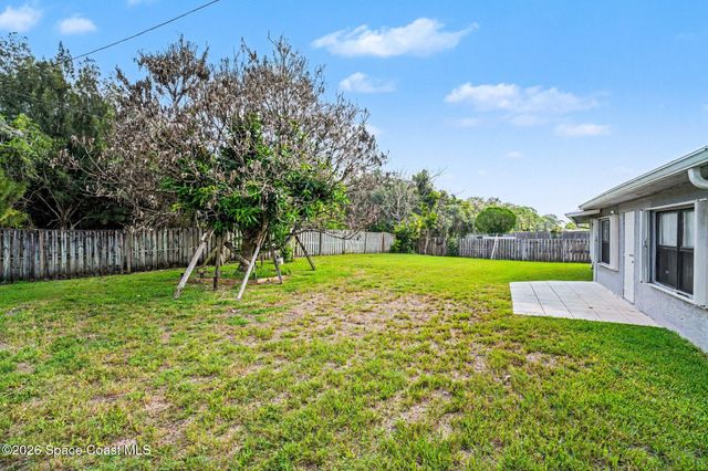 353 Krefeld Road NW, Palm Bay, FL 32907