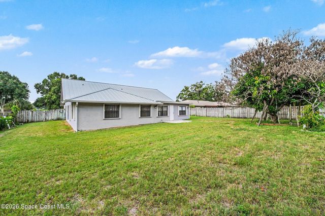 353 Krefeld Road NW, Palm Bay, FL 32907