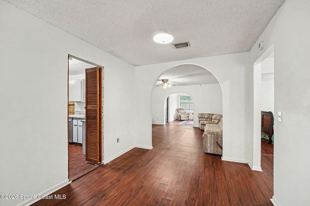 353 Krefeld Road NW, Palm Bay, FL 32907