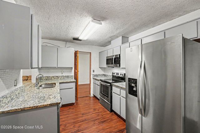 353 Krefeld Road NW, Palm Bay, FL 32907