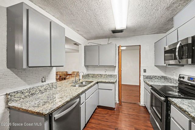 353 Krefeld Road NW, Palm Bay, FL 32907