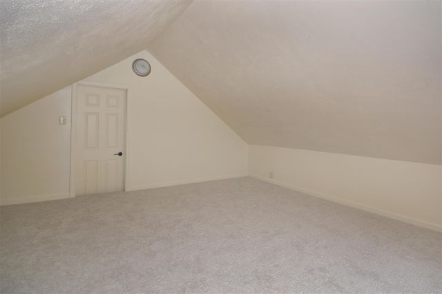 80 Vineyard Avenue, Battle Creek, MI 49037