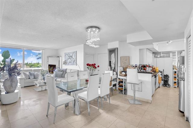 5077 NW 7th Street 517, Miami, FL 33126