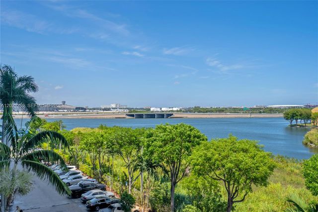 5077 NW 7th Street 517, Miami, FL 33126