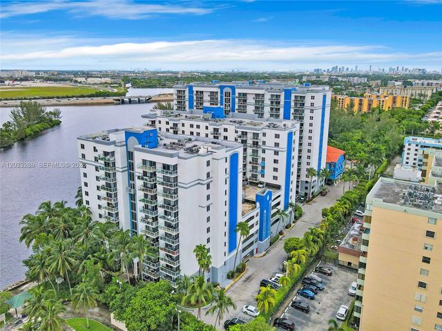 5077 NW 7th Street 517, Miami, FL 33126