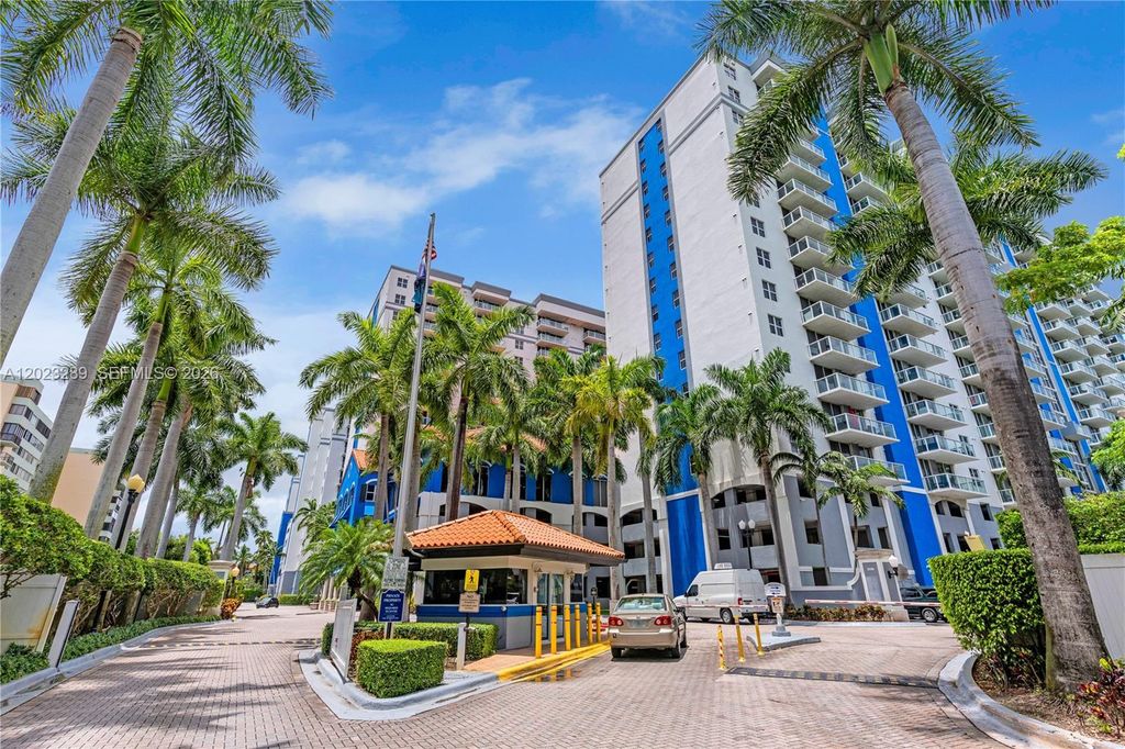 5077 NW 7th Street 517, Miami, FL 33126