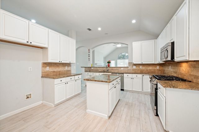 3517 Arbor Creek Lane, Flower Mound, TX 75022