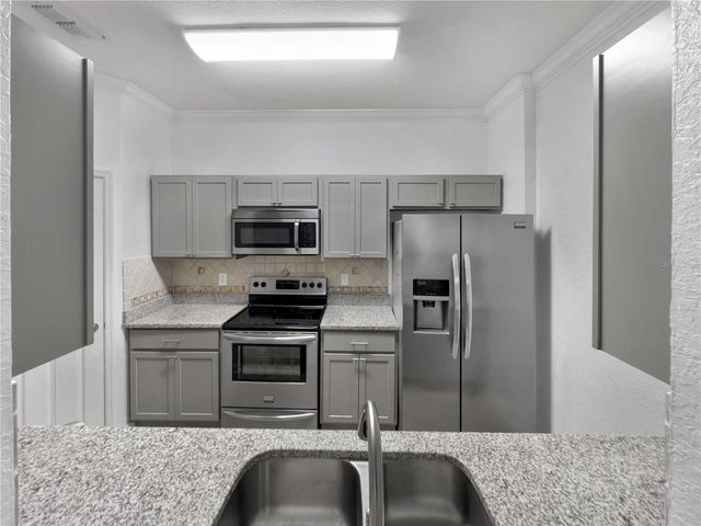 6240 CONTESSA DRIVE 204, Orlando, FL 32829