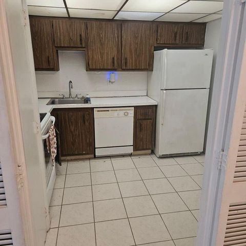4174 Inverrary Drive 603, Lauderhill, FL 33319