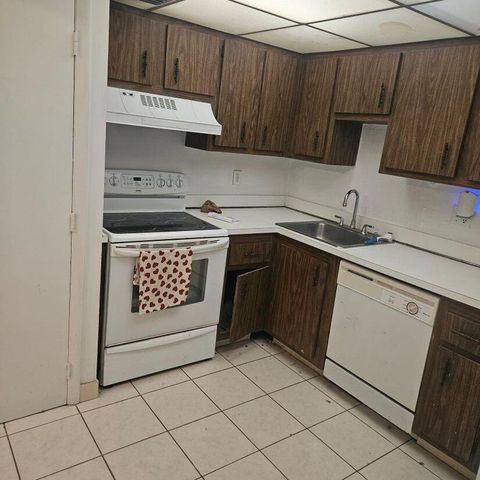 4174 Inverrary Drive 603, Lauderhill, FL 33319