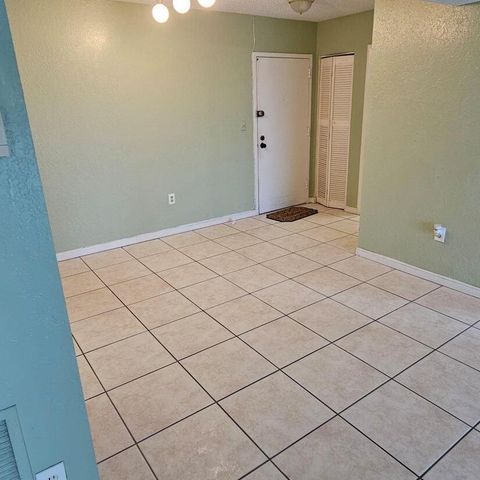 4174 Inverrary Drive 603, Lauderhill, FL 33319