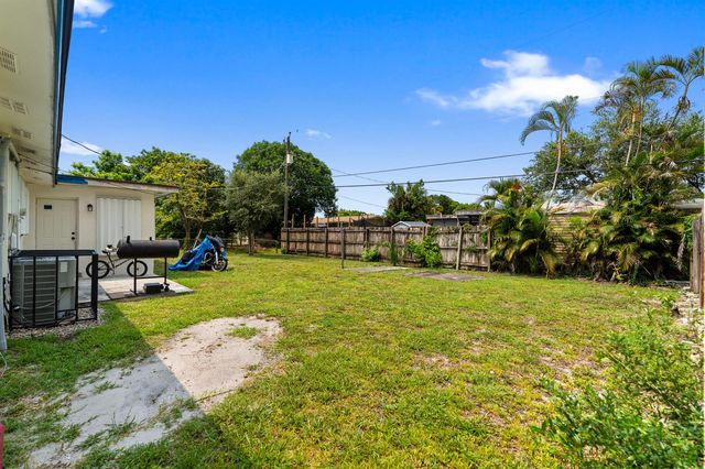 270 Iowa Avenue, Fort Lauderdale, FL 33312