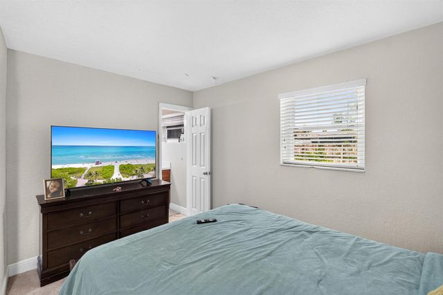 270 Iowa Avenue, Fort Lauderdale, FL 33312