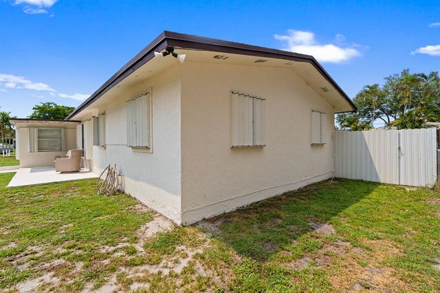 270 Iowa Avenue, Fort Lauderdale, FL 33312