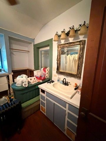 504 W Wardville Street, Cleburne, TX 76033