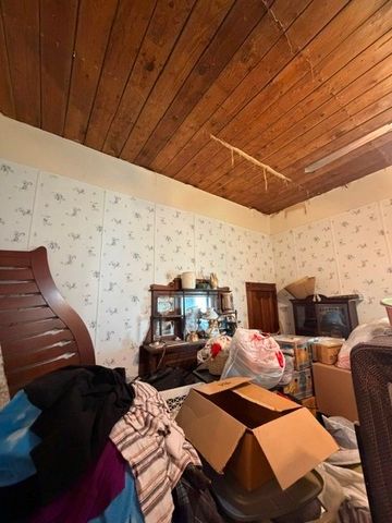 504 W Wardville Street, Cleburne, TX 76033