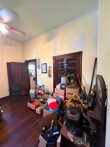 504 W Wardville Street, Cleburne, TX 76033