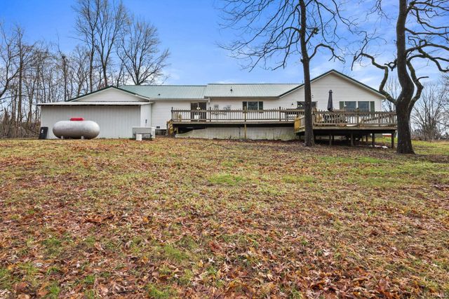 7373 Locust Lake Road, Spencer, IN 47460