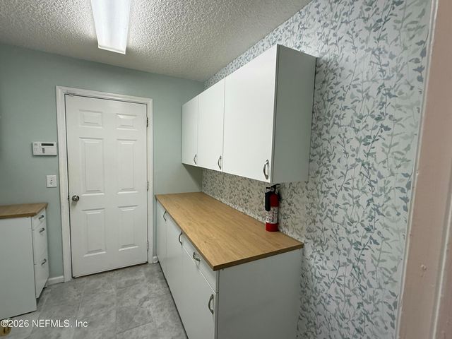 9339 WHISPER GLEN Drive, Jacksonville, FL 32222