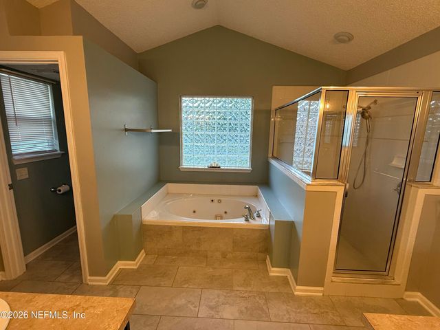 9339 WHISPER GLEN Drive, Jacksonville, FL 32222