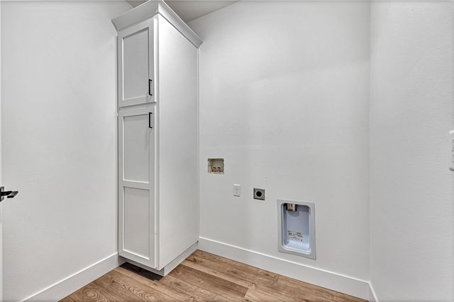 10 Lesmahagow Lane, Bella Vista, AR 72715