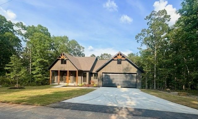 10 Lesmahagow Lane, Bella Vista, AR 72715