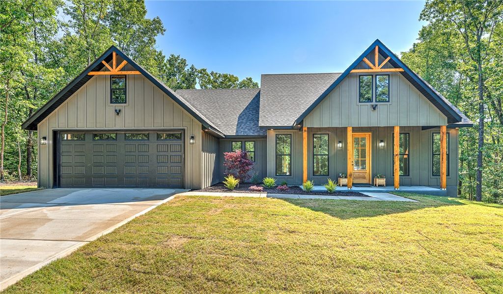 10 Lesmahagow Lane, Bella Vista, AR 72715