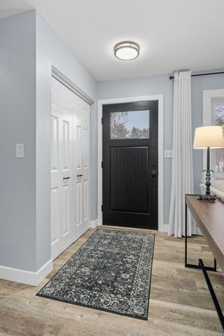 2129 Arkwright Street, Maplewood, MN 55117