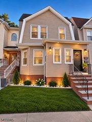 80 Beverly St, Newark City, NJ 07108