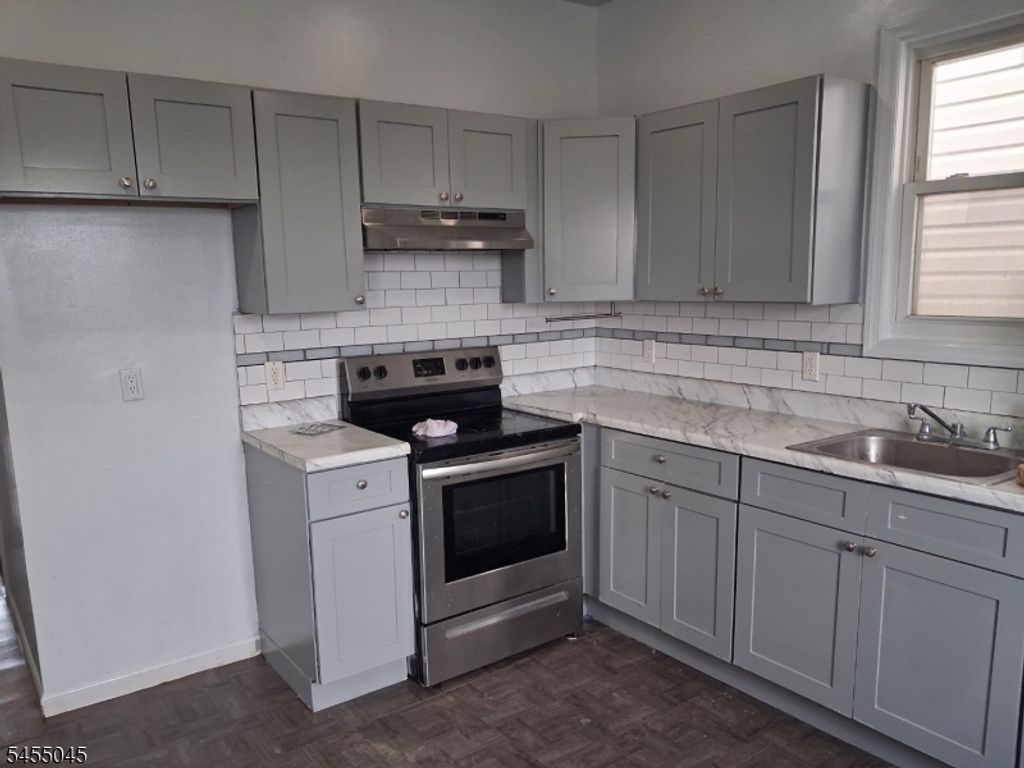 80 Beverly St, Newark City, NJ 07108 — photo 3